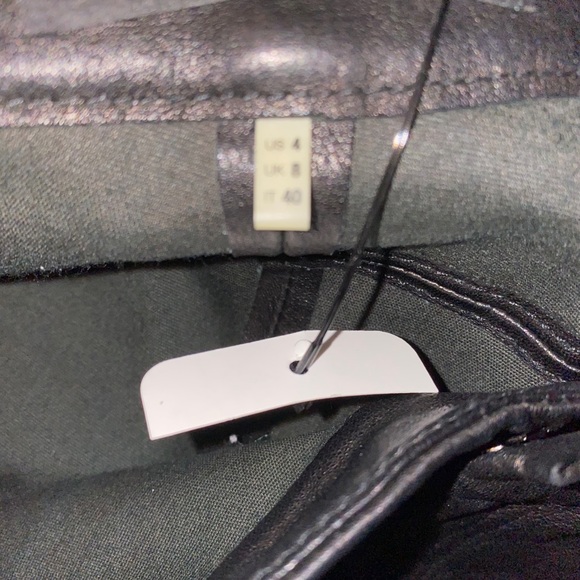 ⭐️🌴Elie Tahari 100% Leather Pants - Picture 8 of 8